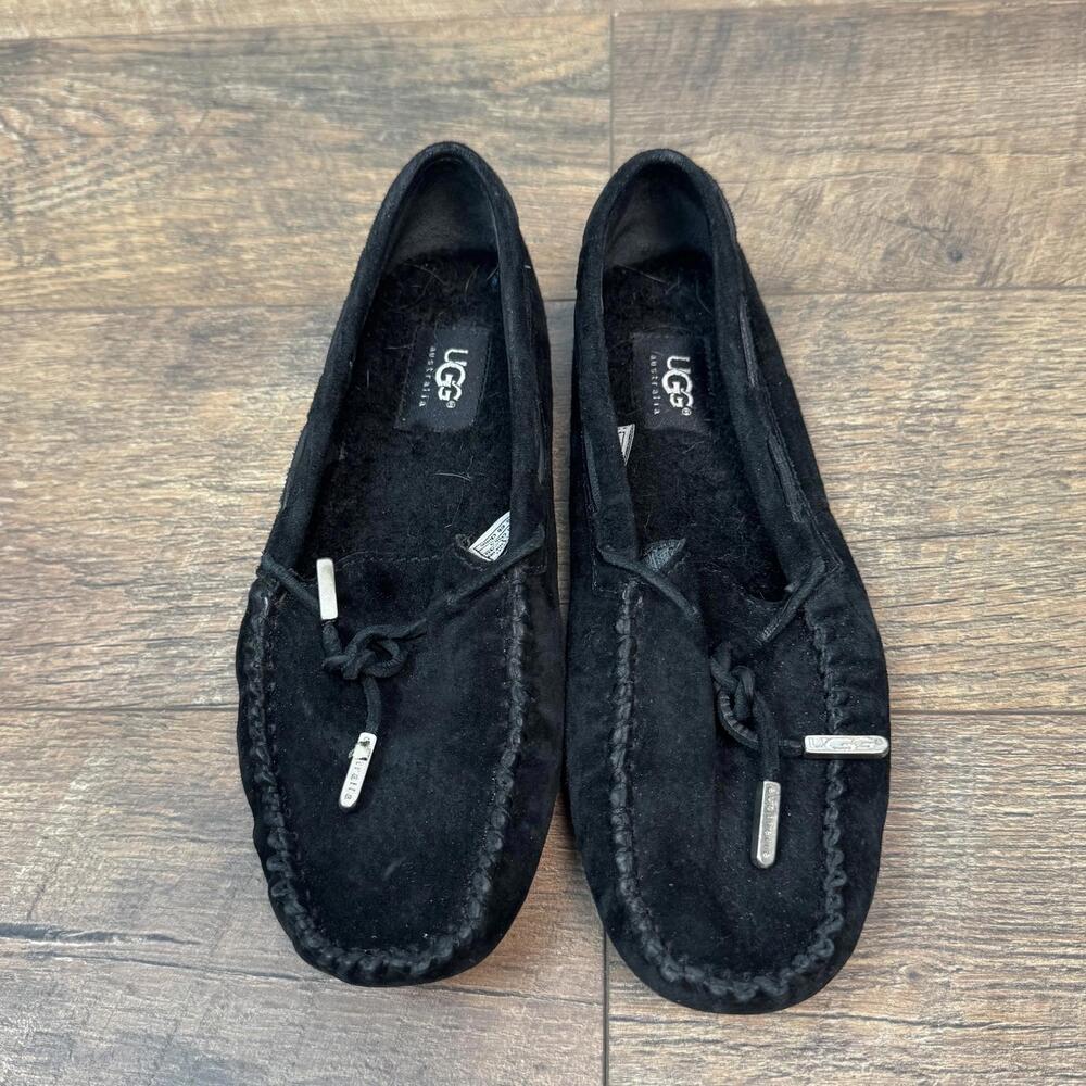UGG Women's Black‎ Suede Moccasin Slippers Size 7